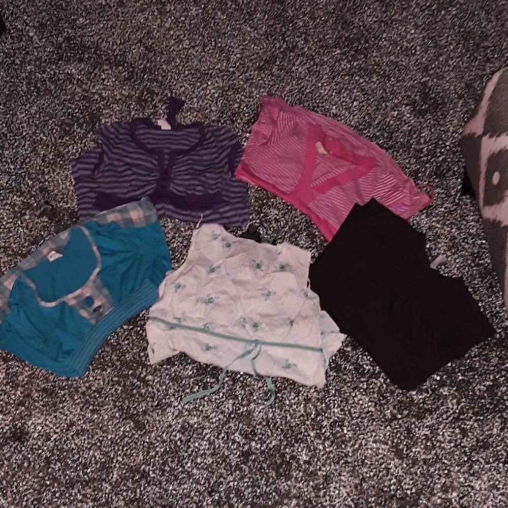 Maternity tops
